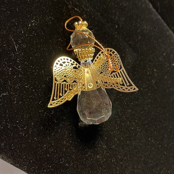 Avon Vtg Collectible “Angelic Reflections Ornament” - Picture 4 of 8